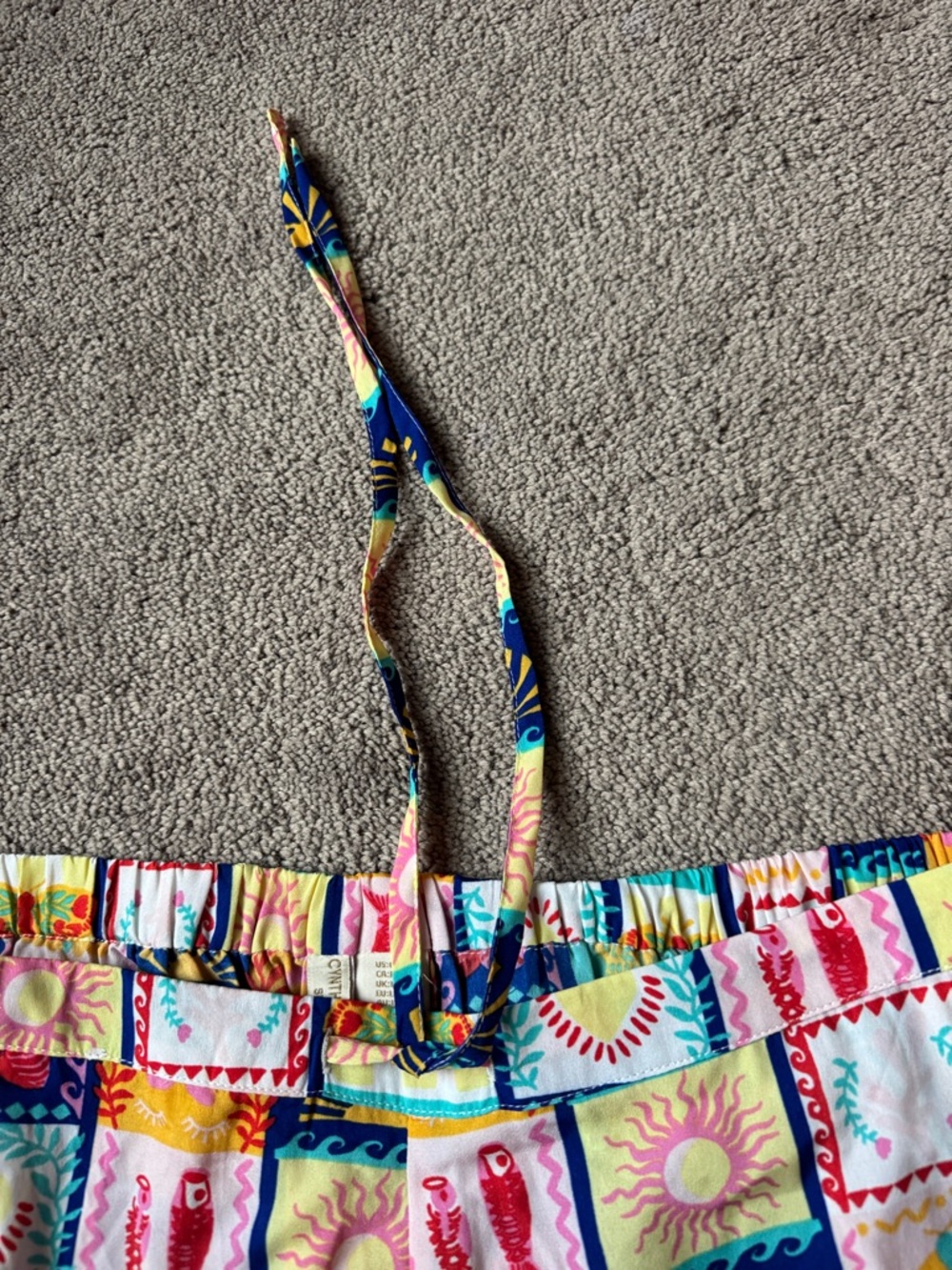 Cynthia Rowley Printed Pajama Set SIZE L Colorful Button Down Top & Shorts - Picture 8 of 10